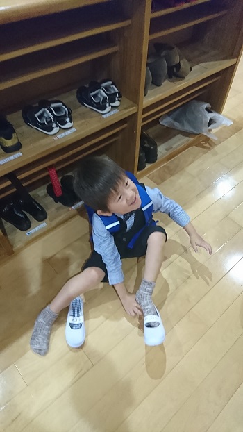 11���E���j�̓������I
